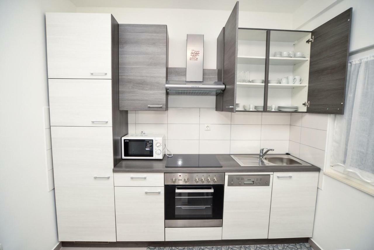 Luxury Apartments Boduja Sukosan Ngoại thất bức ảnh