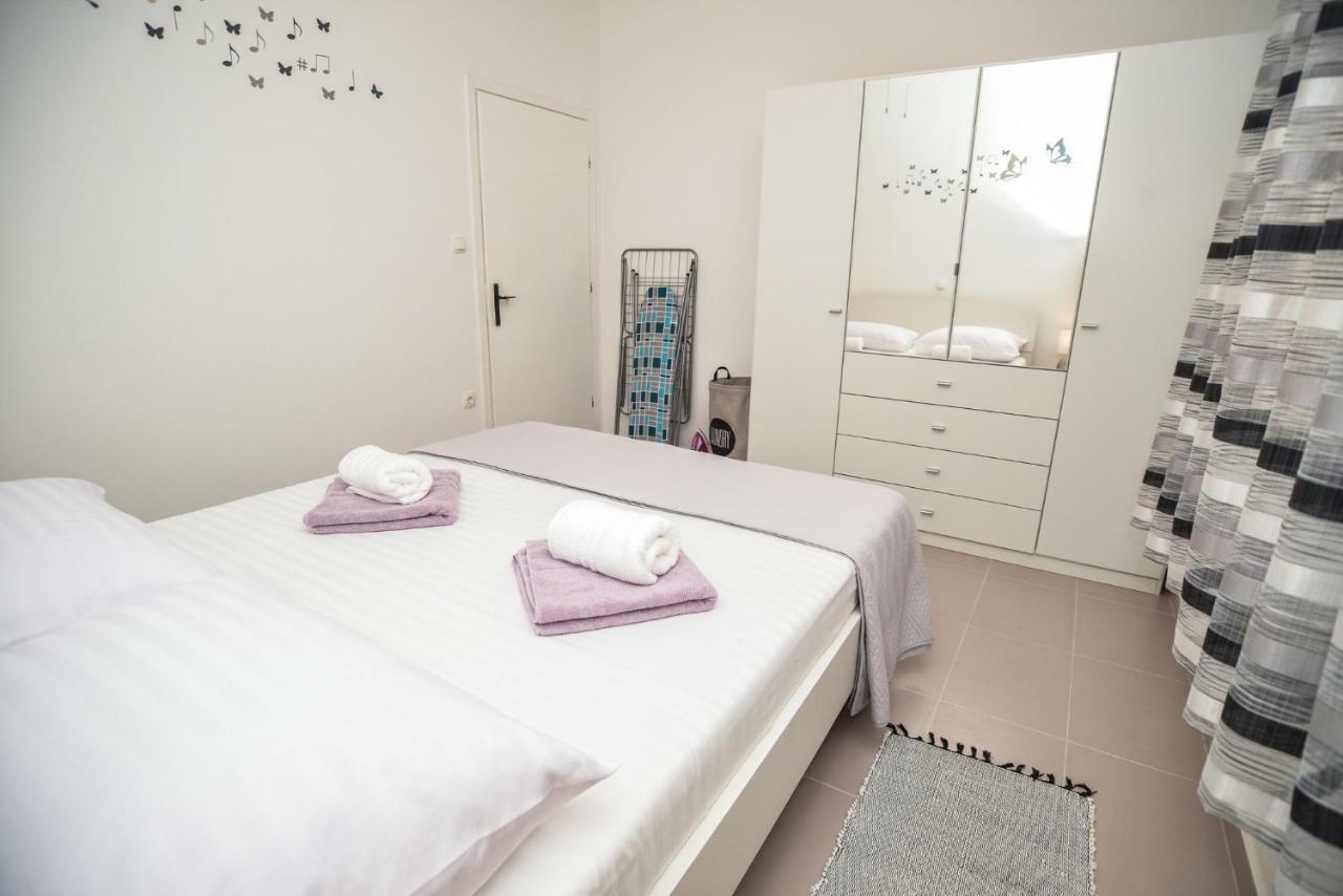 Luxury Apartments Boduja Sukosan Ngoại thất bức ảnh